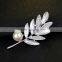 Shining Wedding Leaf Imitation Pearl Rhinestone Clothes Sweater Accessories Brooches Brooch Pins for Women Jewelry Gift