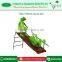New Arrival Two Frogs Playing on Slide for Garden Decoration