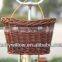 Removable woven wicker bicycle basket