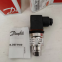060G3958 AKS3000 Danfoss pressure sensor, 0-30 bar, 4-20mA. Pressure interface 7/16-20 UNF Female