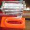 Hand operated meat tenderizer