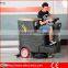 Battery type ride on floor scrubber