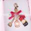high quanlity fashion key chain boutique in Paris, France Eiffel Tower cake influx of goods macarons metal keychain with box