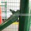 Weaving mesh fence