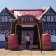 Outdoor durable inflatable serving bar, inflatable pub tent, inflatable irish pub tent for sale