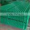 Easily assembled PVC-coated wire fence for residential area