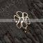 China Wholesale Stainless Steel Simple Flower Brooch
