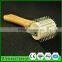 Beekeeping Bee Comb Honey Uncapping Extracting Needle Roller/Honey Propolis Collector