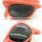cheap custom logo promotion sunglasses folding sunglasses solid color frame smoke lenses sunglasses DLC9005