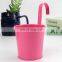 Wholesale Home Decorative Outdoor Garden Metal Plastic Planter Hanging Flower Pots with detachable hook