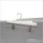 The white plastic bottom hanger with 6*2cm flat metal clips
