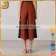 Woman high waist cropped pants