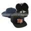 3D-буквы, закрепленные на капюшоне Snapback, продаются