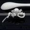 Such a beautiful new luxury jewelry rhinestone wreath scarf buckle Fashion women brooch sell like hot cakes
