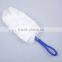 one foldable plastic handle with 5 magic cleaning dusting refills
