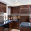 Flat Crown Molding Wood Kitchen Cabinets with Refrigerator Sink in the Island