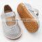 Low MOQ high qualtity music toddler wholesale squeaky shoes