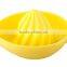 2015 Wholesale Novelty Non-toxic Hot Selling Lemon Squeezer With Silicone Handles