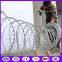 Single Loop Cross Loops  heavy zinc coating 220g/M2 Barbed Concertina Wire With Blades