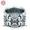 Retail and wholesale zinc alloy of gold and silver embossed ring