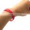 Fashion jewelry 2016 custom silicone charm bracelet