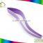 New design one-piece cut plastic pizza bread slicer knife cake cutter