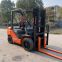 Original importedSold second-hand 3-ton Toyota forklift with a three section gantry raised by 4.5 meters, imported forklift TCM 3-ton three section gantry lifting 4.5 meters forklift for sale at a low price