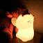 Sü?e Silikon-Einhorn-Kinderzimmer-Nachtlampe, USB-aufladbar, Innenraum-LED-Nachtleuchte mit Lithiumbatterie und 7 RGB-Farben für Kinder