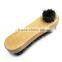 Shoe brush