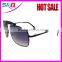 Classic style metal frame pilot sunglasses