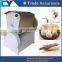 Manual dough mixer