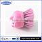 Best quality mini easy handhold kitchen vegetables and fruit plastic pig shape round brush kitchen tool plastic brush