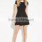 The classic posed a short-sleeved dress pure color