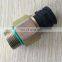 truck parts Electronic Oil Pressure Sensor VG1540090035 VG1092090311