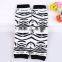 Wholesale price valentine knitted baby kids leg warmers newborn heart knit leg warmers design