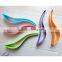 New design one-piece cut plastic pizza bread slicer knife cake cutter