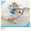 Gold Plated Metal Flower Design Pearl Brooch Strass Rhinestone Brooch 5x5cm