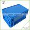 Plastic crate in blue Boxes for moves and storage