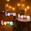 Creative LED Love Marquee Signs Lamp Love Sign LOVE Letter Modeling Neon Night Lights Pour la décoration de festivals et de mariages