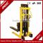 Hand-actuatedl foldable 2 ton lifting stacker
