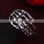 2016 NEW Men's Punk alloy Ring Band old Silver Black skeleton joints Hand Bone Gothic