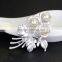 Trendy Wedding Bouquet Clothes Sweater Accessories Flower Brooches Imitation Pearl Rhinestone Brooch Pins for Women Jewelry Gift