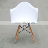 Armchair/ Design Chair/ plastic arm Chair/ popular resturant chair