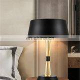 Best Price Wholesale Modern Hotel Bedside Black Metal Desk Table Lamp