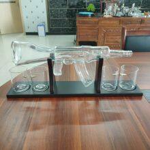 China - Made Shaped Glass Craft Decanter Without Lead and Mercury Safety and Health thumbnail-3