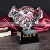 Jingyage Top Quality k9 Crystal Handshake Trophy Company Souvenir Crystal Trophy Business Award Gift Crystal thumbnail-1