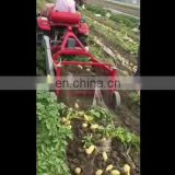 Tractor Carrot Garlic Onion Potato Mini Harvester Machine