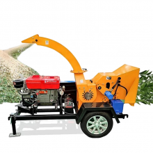 Tractor Type Trailer Wood Chipper Equipment Diesel-Powered Self-Operated Crusher Fruit Tree Wood Branches Farms