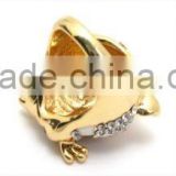 The characteristic alloy jewelry ring