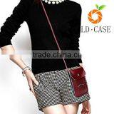 Wrist-let Metal Shoulder Bag Curve Cut Cell Phone Bag With Strap Small Clutch thumbnail-4